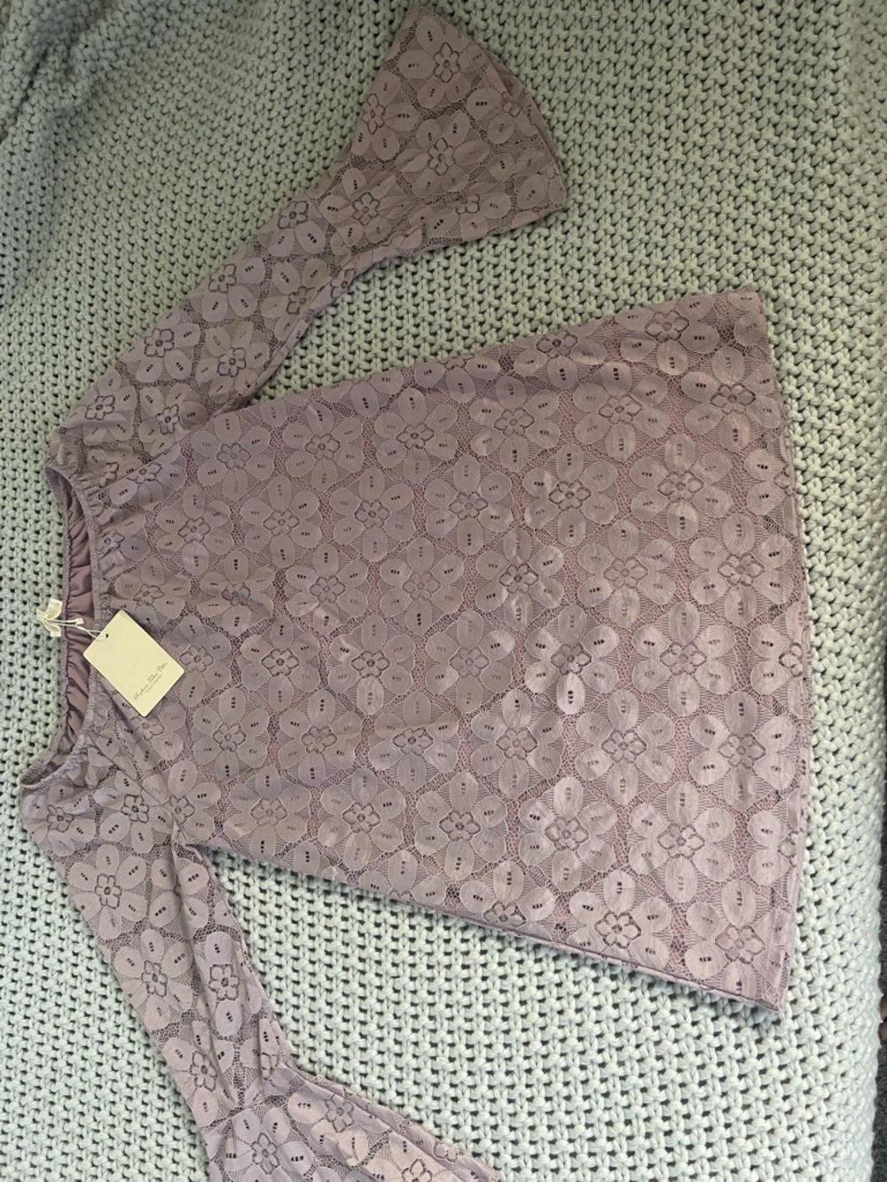 Women's Lavender Lace Bell-Sleeve Top